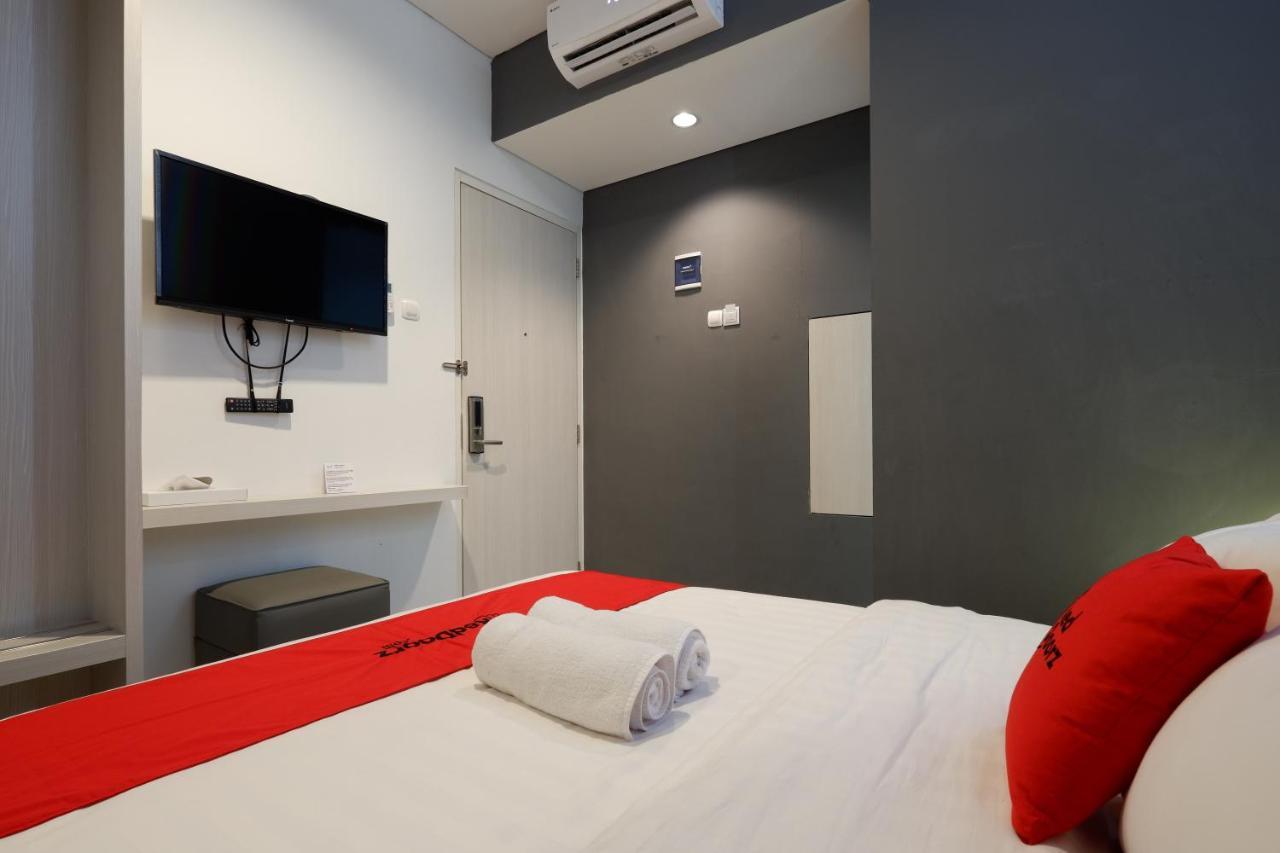 Reddoorz Plus Near Ciputra Mall Simpang Lima Semarang Eksteriør billede
